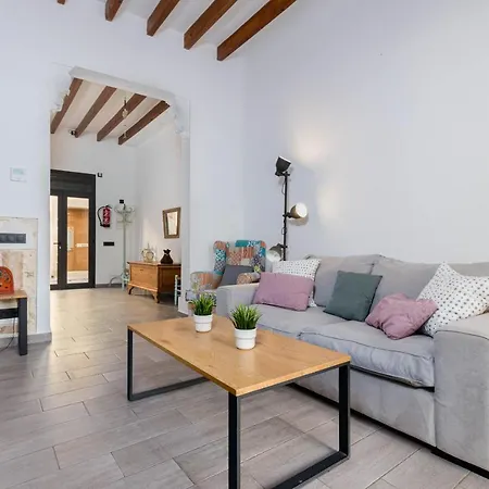 Yourhouse Jordi, Air Conditioned House With Private Pool Muro