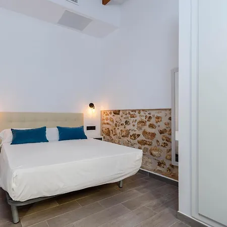 Holiday home Yourhouse Jordi, Air Conditioned House With Private Pool