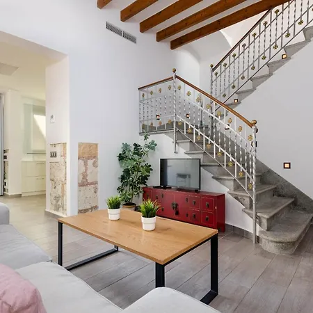 Yourhouse Jordi, Air Conditioned House With Private Pool